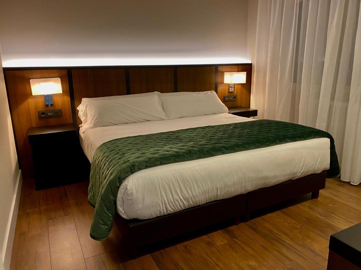 Harpazul Aparthotel Catoira Buitenkant foto